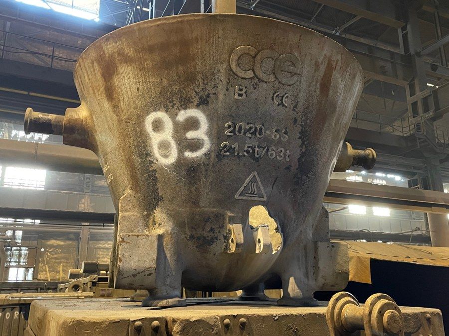 Damaged slag pot